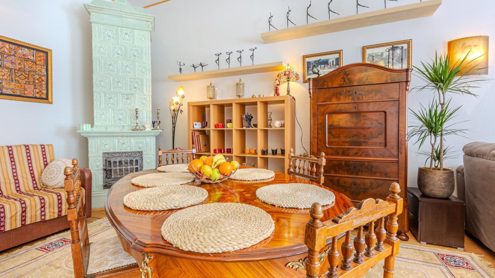 בראשוב A Piece Of History Guesthouse מראה חיצוני תמונה
