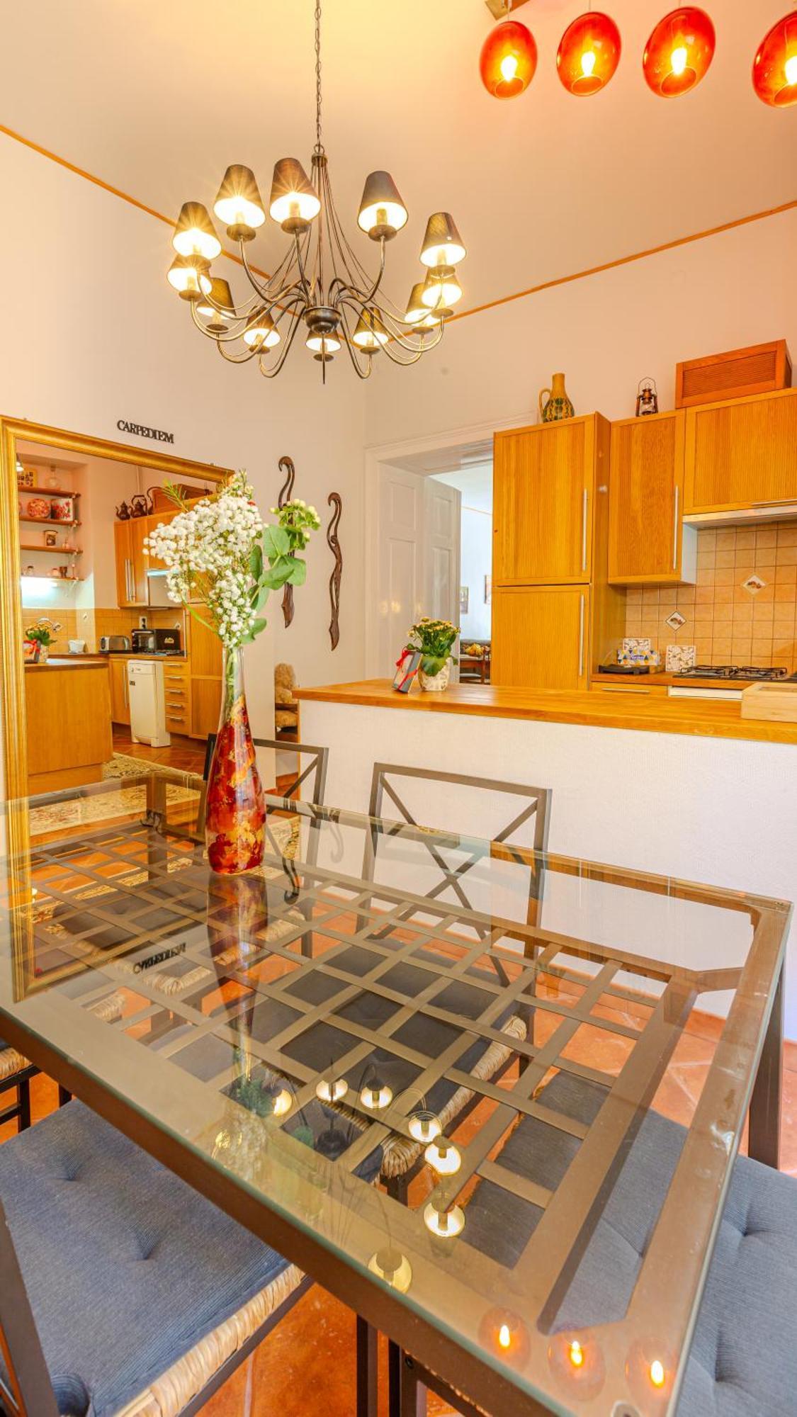 בראשוב A Piece Of History Guesthouse מראה חיצוני תמונה